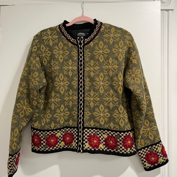 Icelandic Design Green Wool Zip Front Sweater with Embroidered Flowers Sz. M